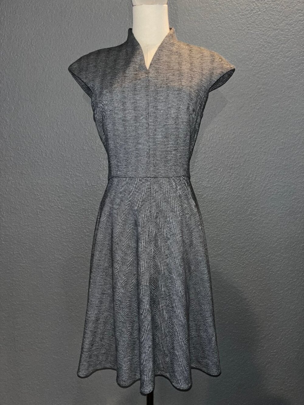M.M.LaFleur The Ruth Jacquard Knit Grey Herringbone Fit & Flare Dress - NWOT - 4